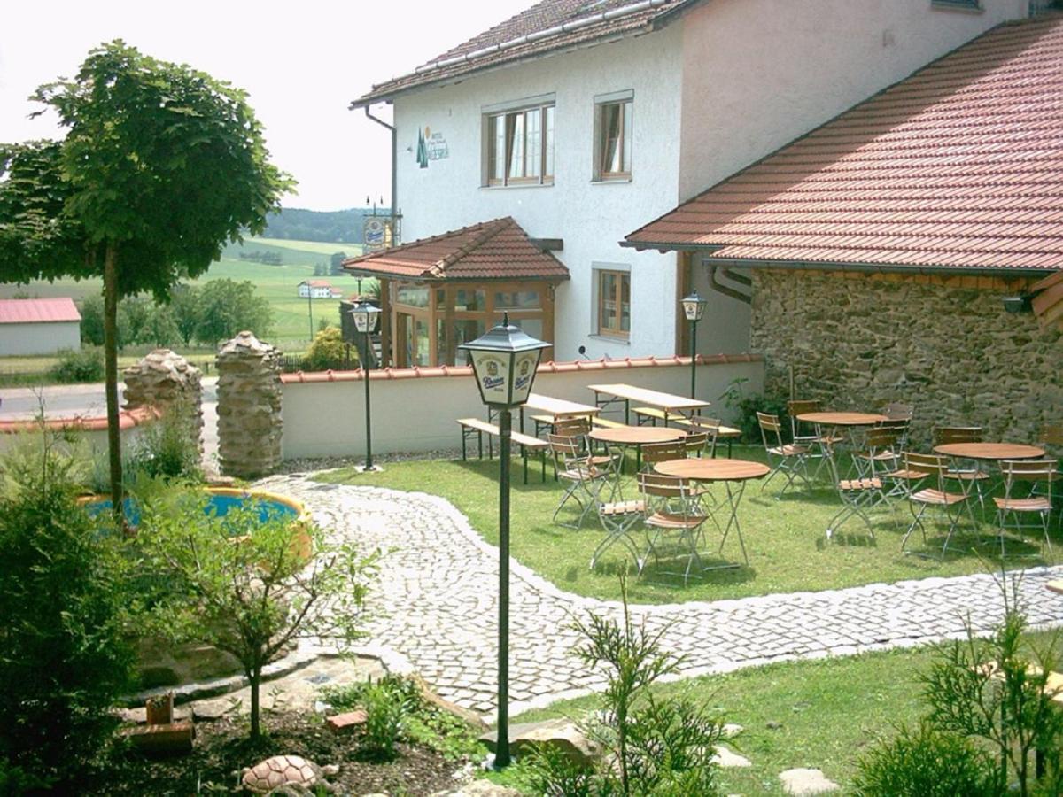 Landhotel Waldesruh Furth im Wald Dış mekan fotoğraf